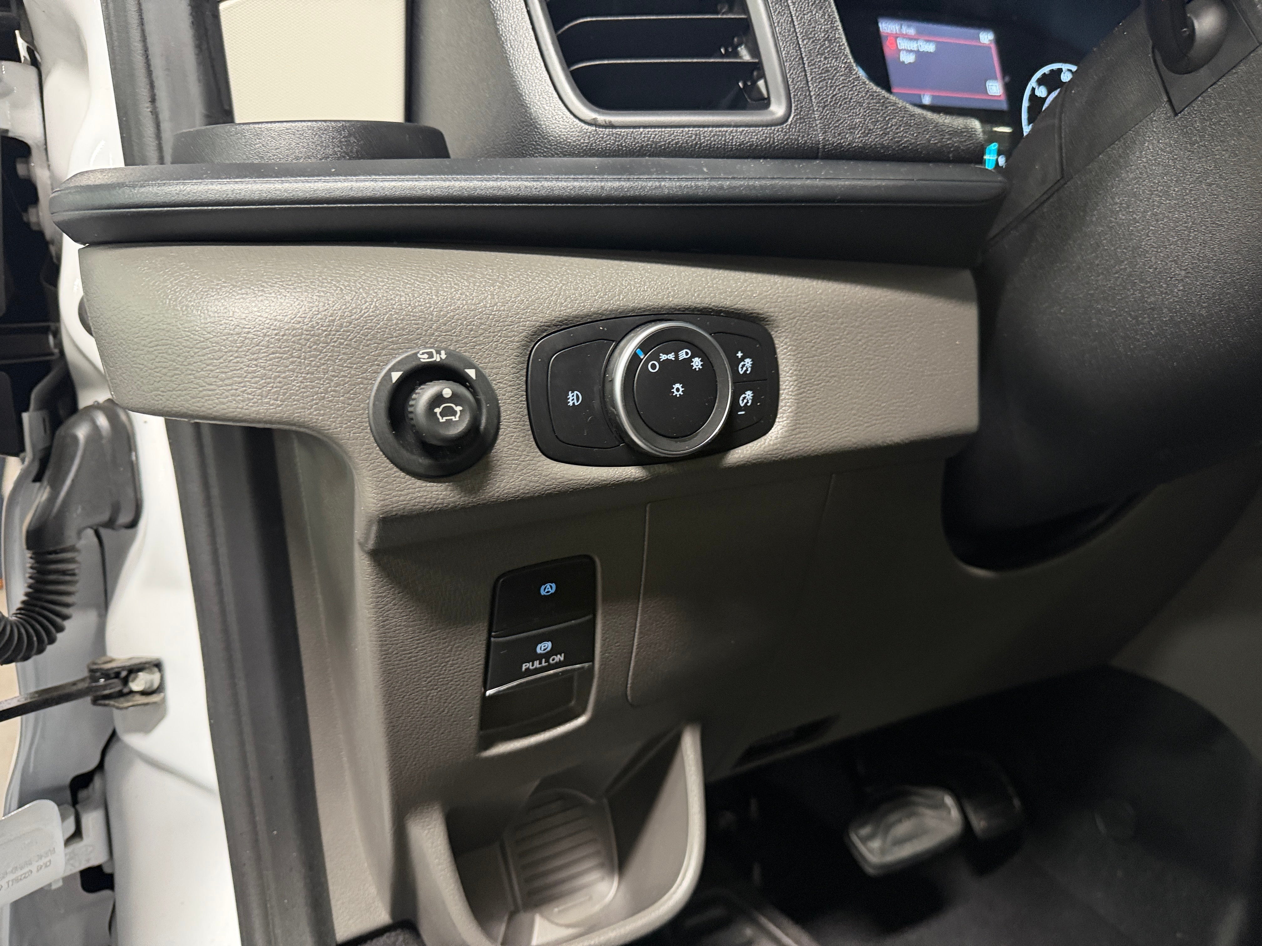 ford transit passenger van 2025 1FBAX2Y84SKA47744 image ford transit passenger van 2025 1FBAX2Y84SKA47744 image